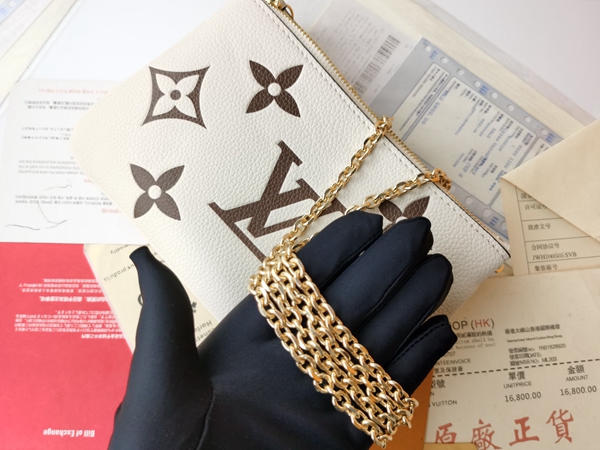 ルイヴィトンバッグ着用イメージ